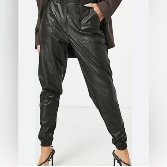 Spanx black faux leather leather‎ like jogger pants size small - Picture 1 of 11